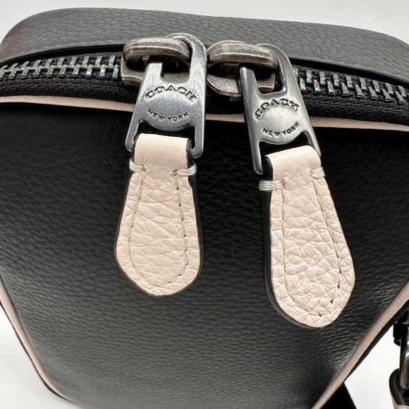 COACH CP180 Stanton Crossbody Pebble Leather Bag Black/Chalk/Gunmetal - Picture 3 of 11